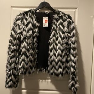 BLACK AND WHITE FAUX FUR JACKET